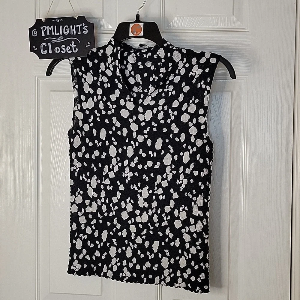 Le Caviar Large Sleeveless Blouse Black White Gathered Dots